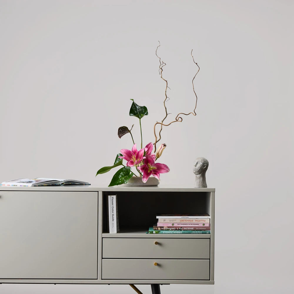 Cycle Kenzan Ikebana: Lily and Anthurium