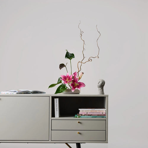 Cycle Kenzan Ikebana: Lily and Anthurium